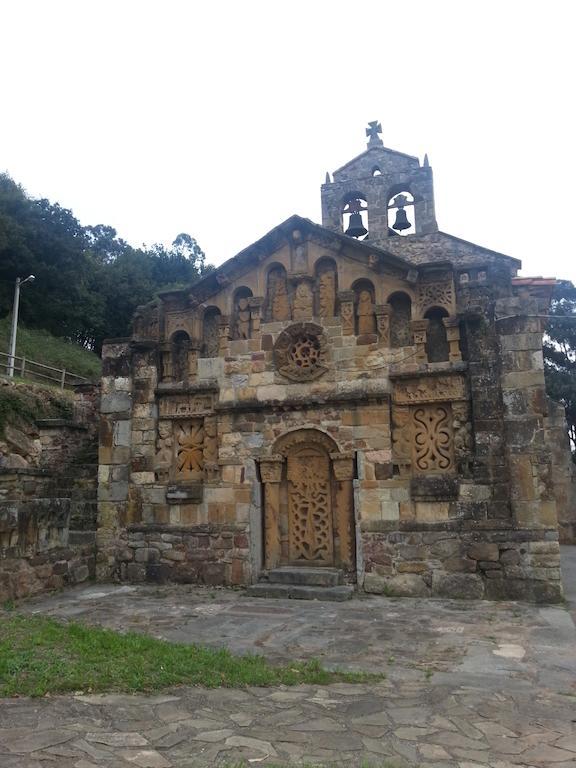 Apartamentos Rurales Buenamadre Pola de Somiedo Exterior foto